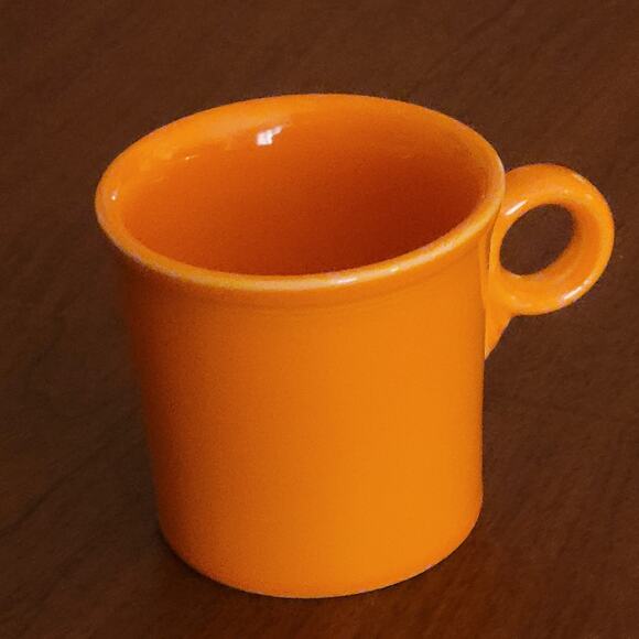 Fiesta Tangerine Orange Mug Homer Laughlin 3.5" Tall Cup Mug Ring Handle - Picture 1 of 8